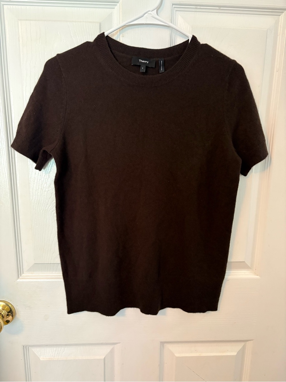 Theory Short-Sleeve Crewneck Cashmere sweater